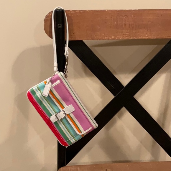 Coach Spring Wristlet - Picture 2 of 8